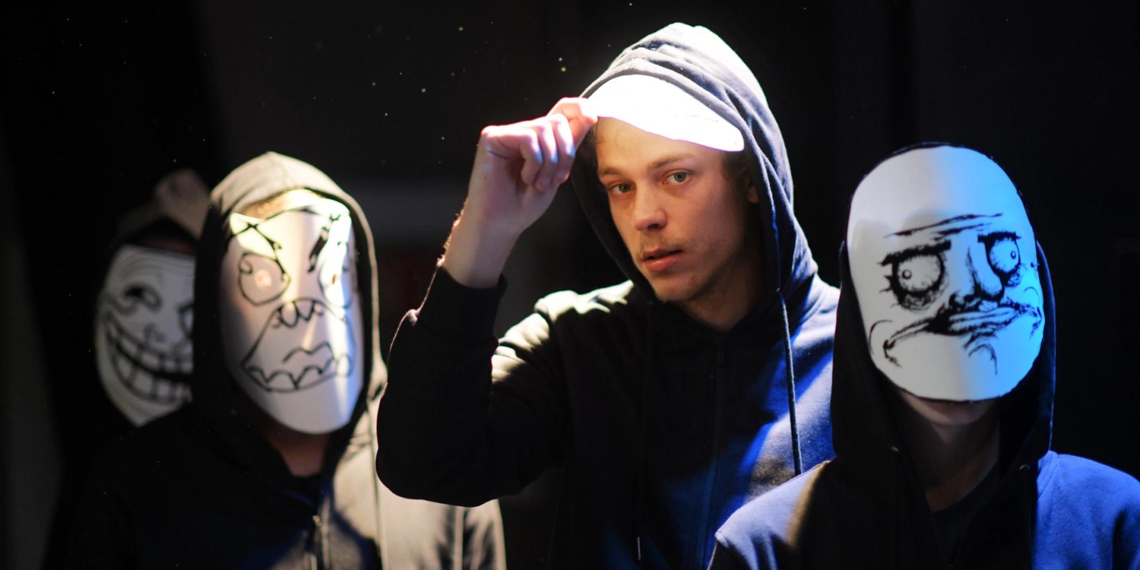 Steinar Klouman Hallert i Sigurd fåkke pult sesong 1