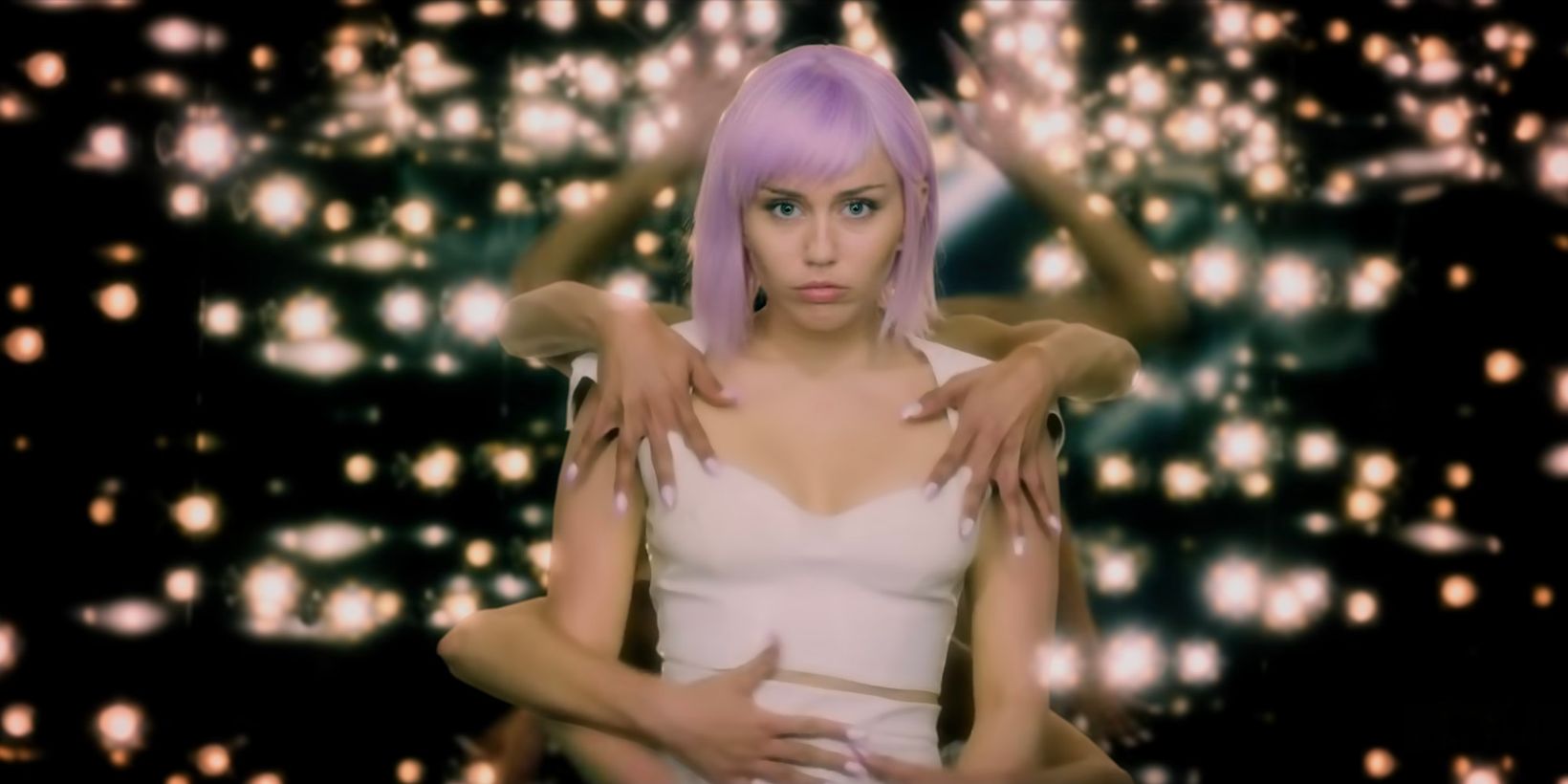 Miley Cyrus i Black Mirror sesong 5