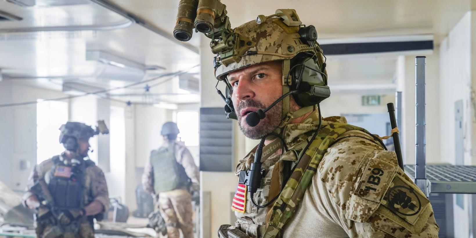 David Boreanaz i SEAL Team