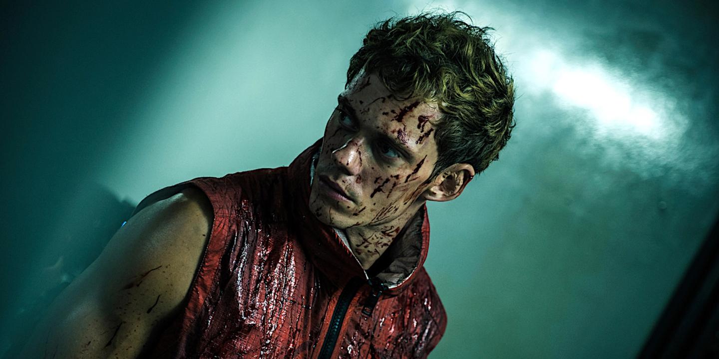 Bill Skarsgård i Boy Kills World