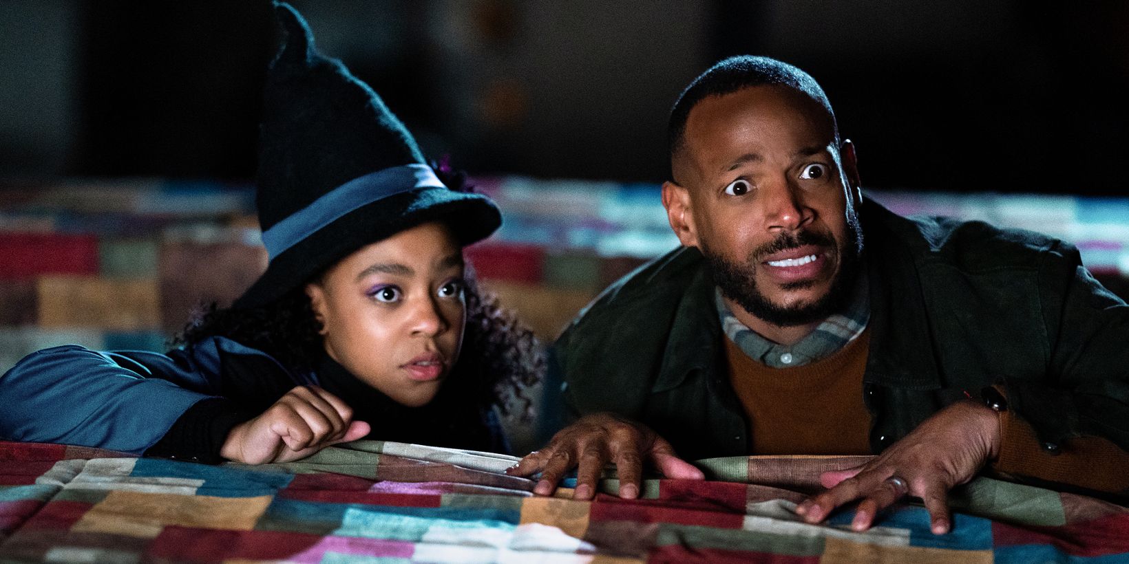 Priah Ferguson og Marlon Wayans i The Curse of Bridge Hollow