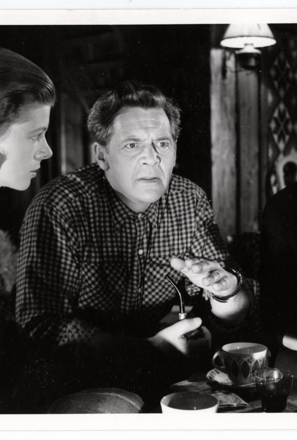 Bilde fra 'De dødes tjern (1958)'