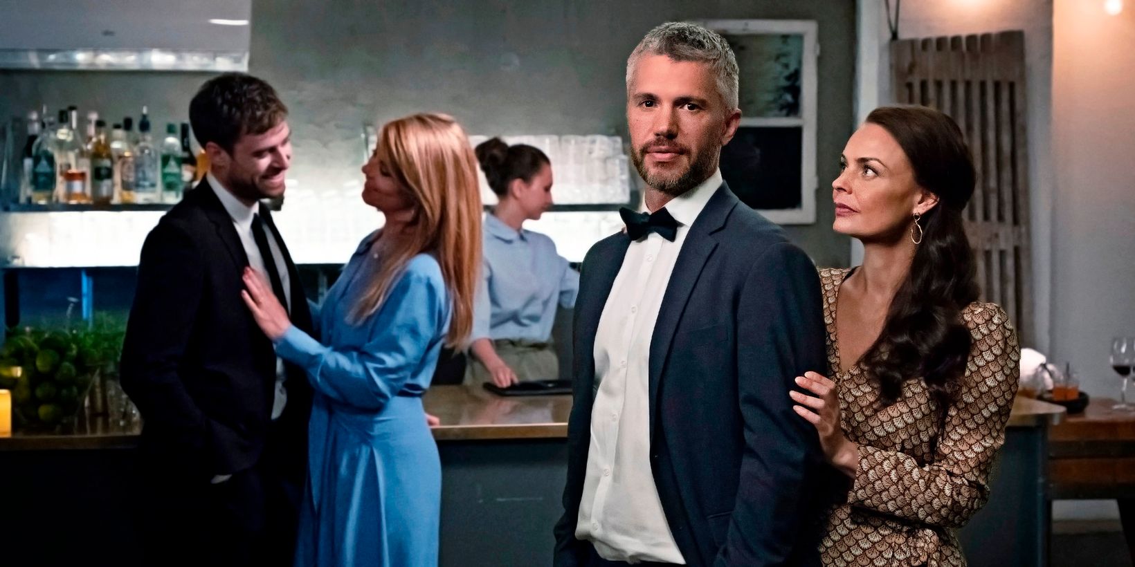 Nicolai Cleve Broch og Agnes Kittelsen i Mellom oss sesong 1