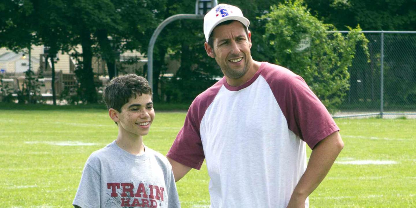 Cameron Boyce og Adam Sandler i Grown Ups