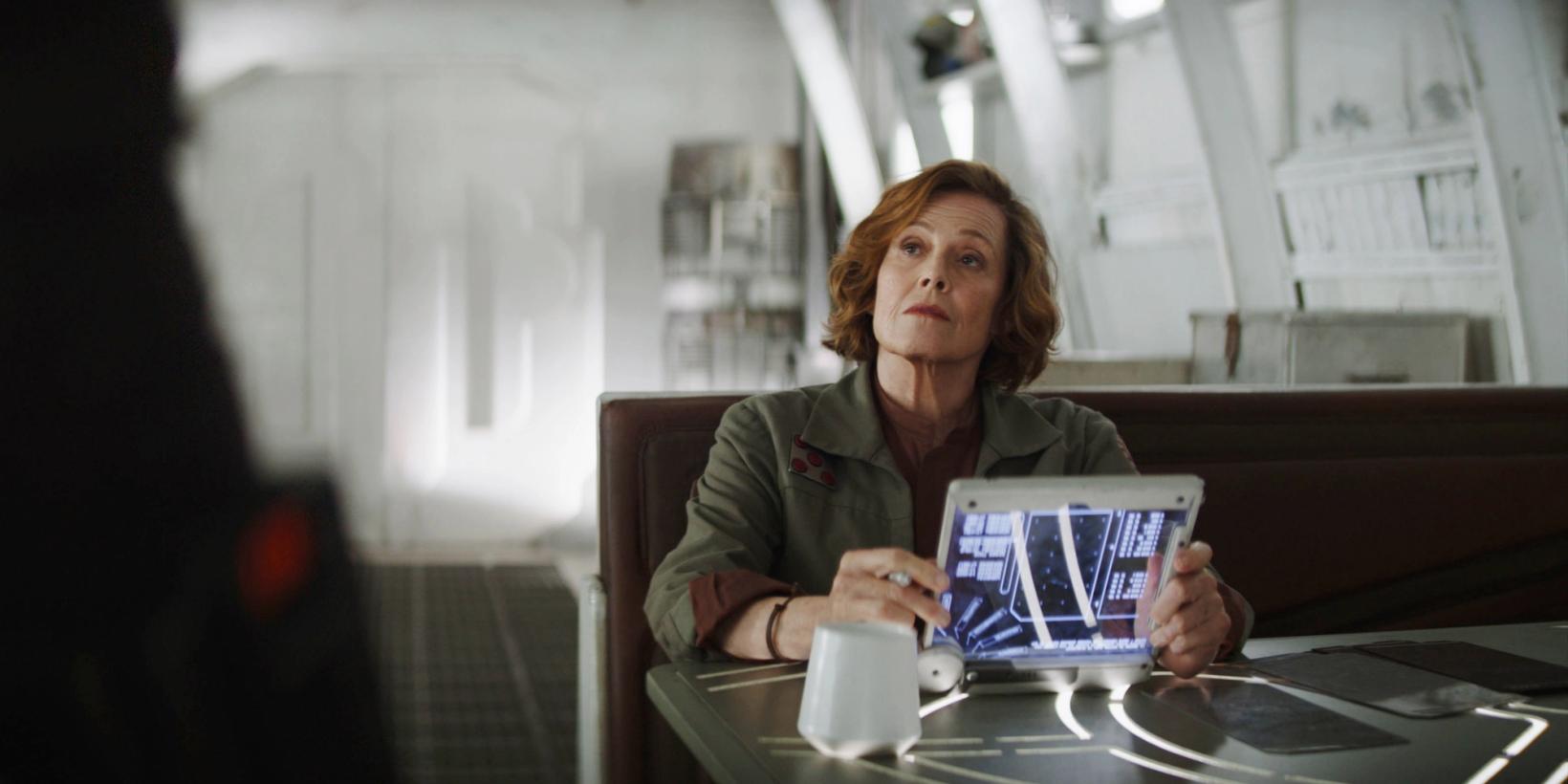 Sigourney Weaver i The Mandalorian and Grogu