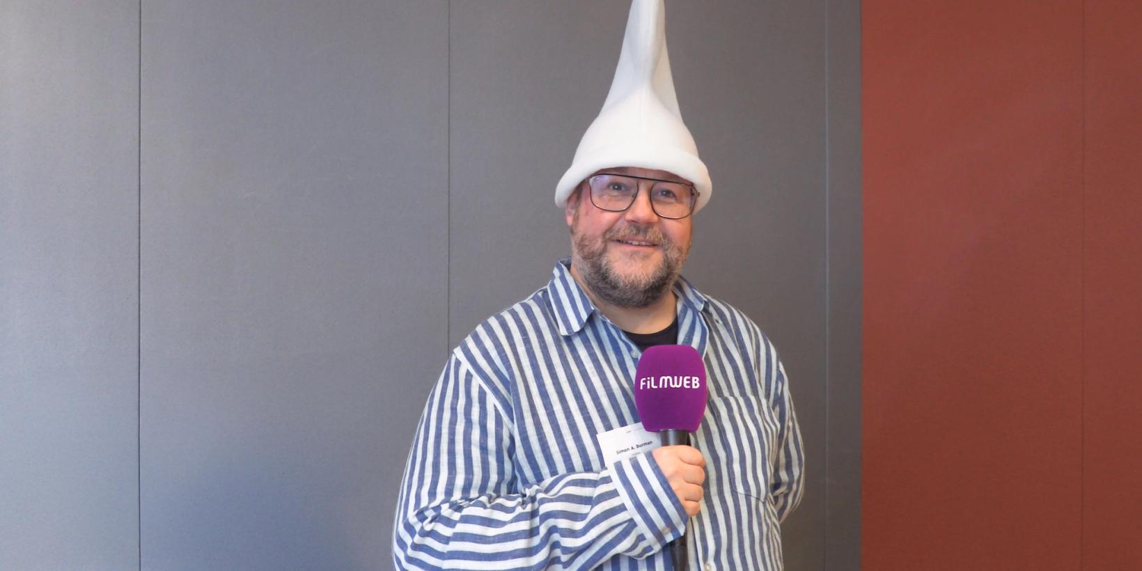 Simon (50) vant en stemmerolle i Smurfene-filmen