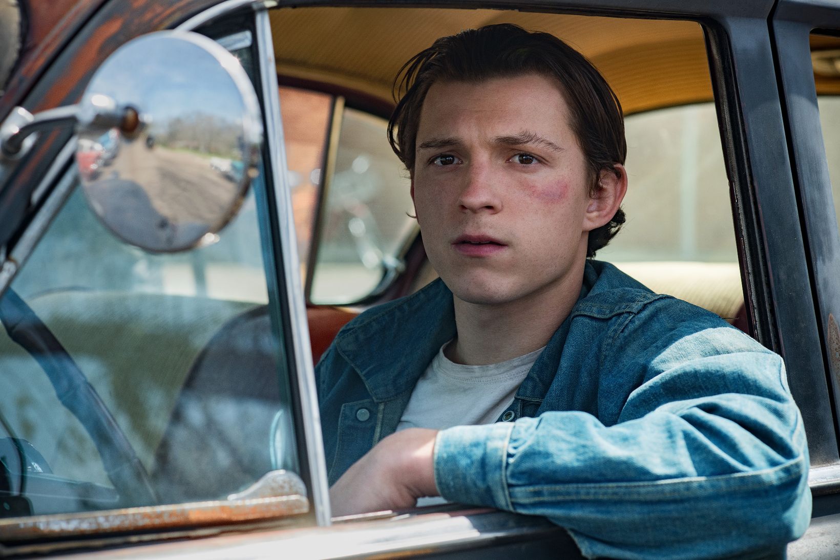 Tom Holland i The Devil All the Time