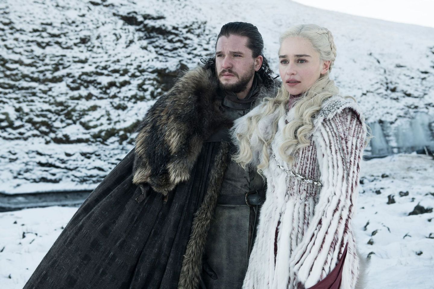 Kit Harington og Emilia Clarke i Game of Thrones sesong 8