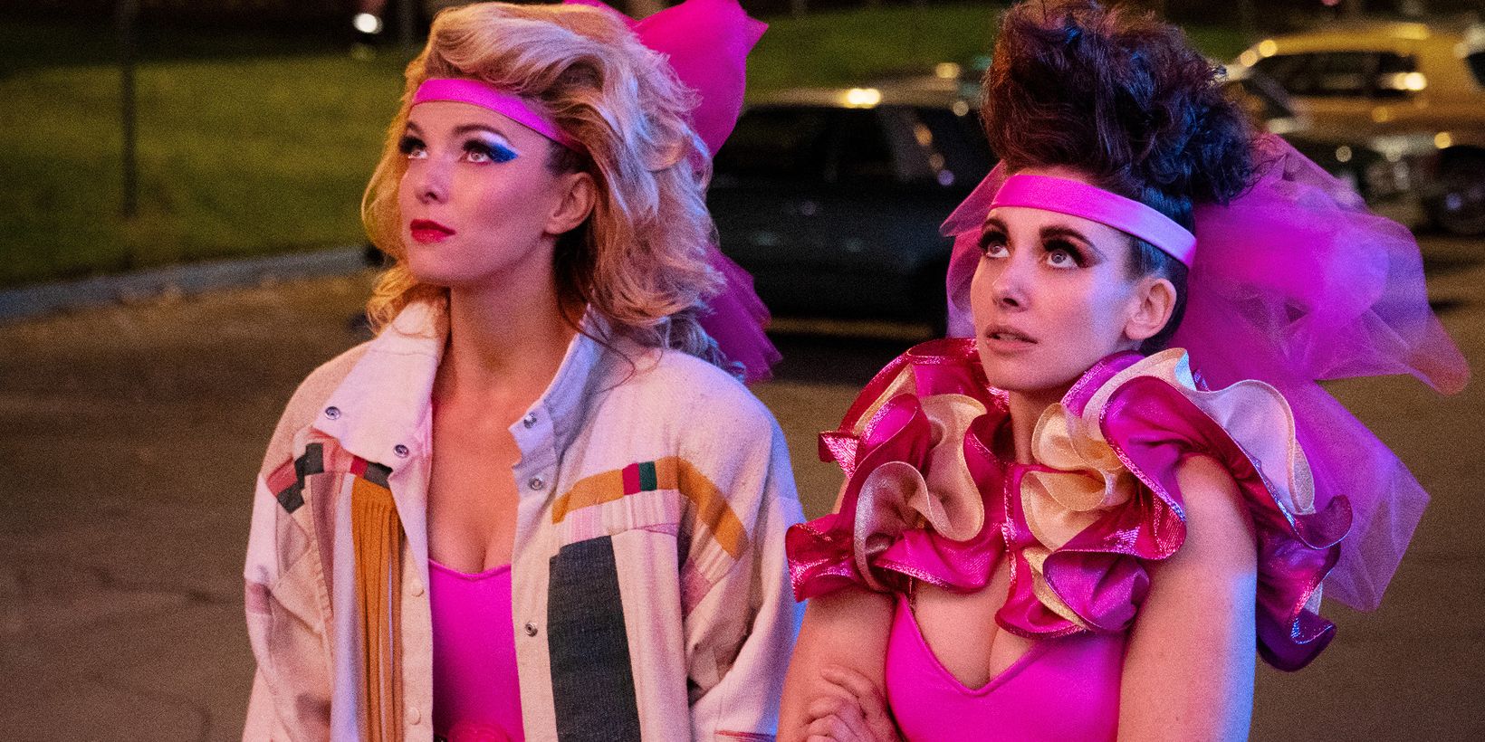 Alison Brie og Betty Gilpin i GLOW sesong 3