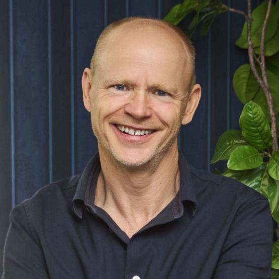 Promobilde av Harald Eia for LOL: Den som ler sist sesong 3