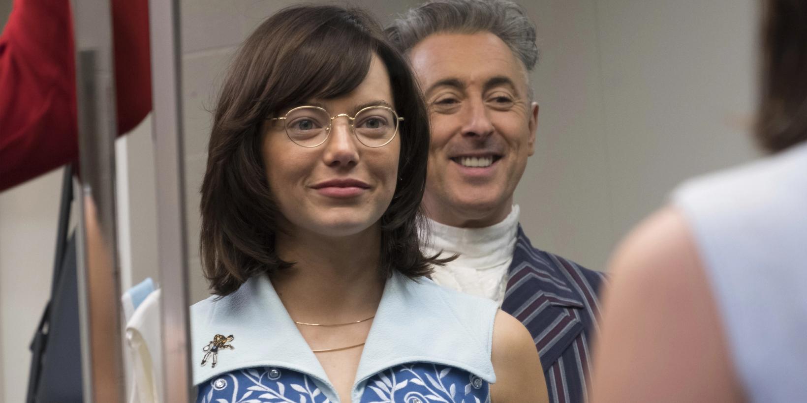 Alan Cumming og Emma Stone i Battle of the Sexes