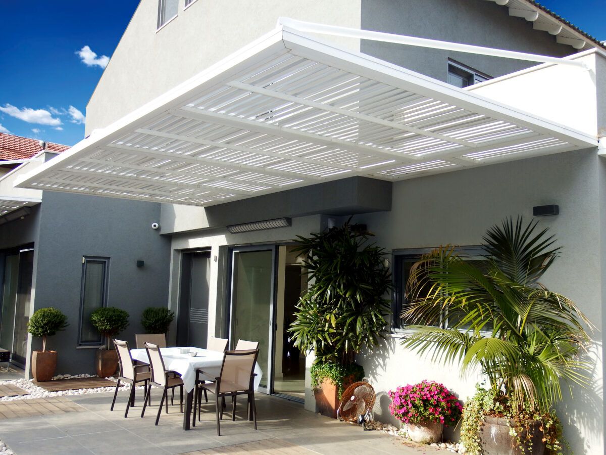 Unique Outdoor Elegance: Your Custom Pergola Awaits