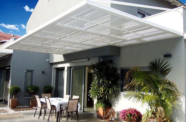Unique Outdoor Elegance: Your Custom Pergola Awaits