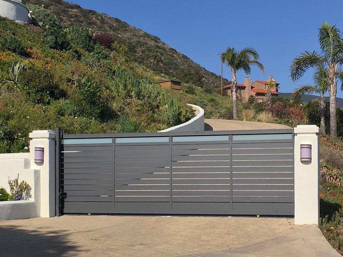 Beach Community Fences and Gates - Problems and Fixes - Be Prepared!