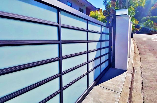Elevate Security and Style with Mulholland's Aluminum Solutions for Sherman Oaks