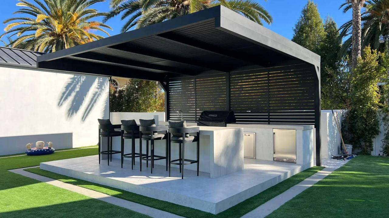 Redesign Your Space with Modern Aluminum Pergolas