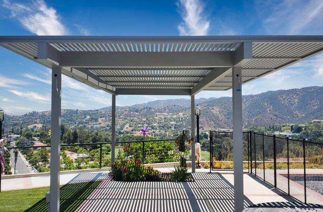 Aluminum Pergola San Diego: Expert Design & Installation