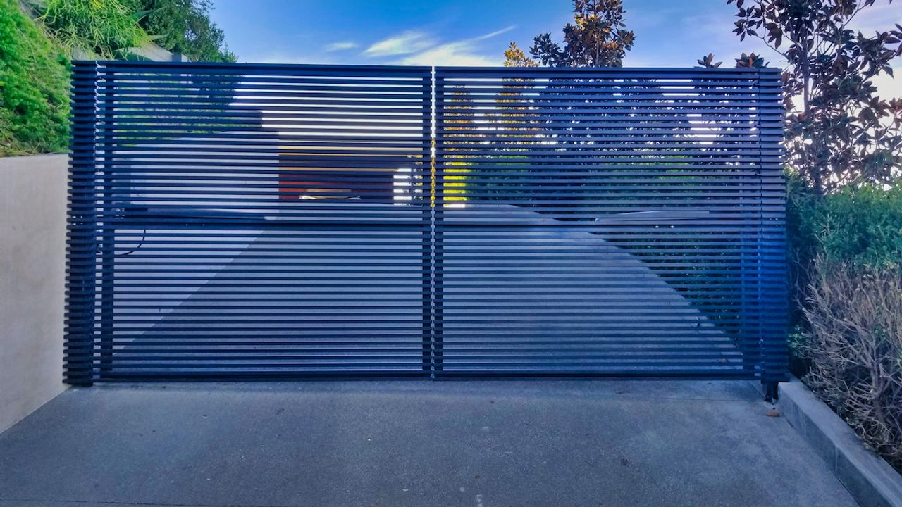 Protect Your Home from Crime in Los Angeles with Aluminum Security Fencing