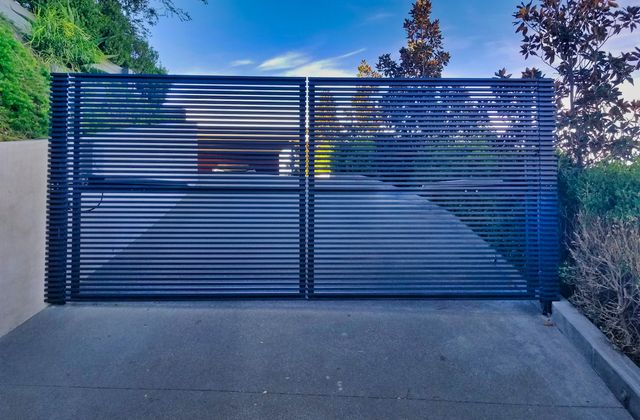 Protect Your Home from Crime in Los Angeles with Aluminum Security Fencing