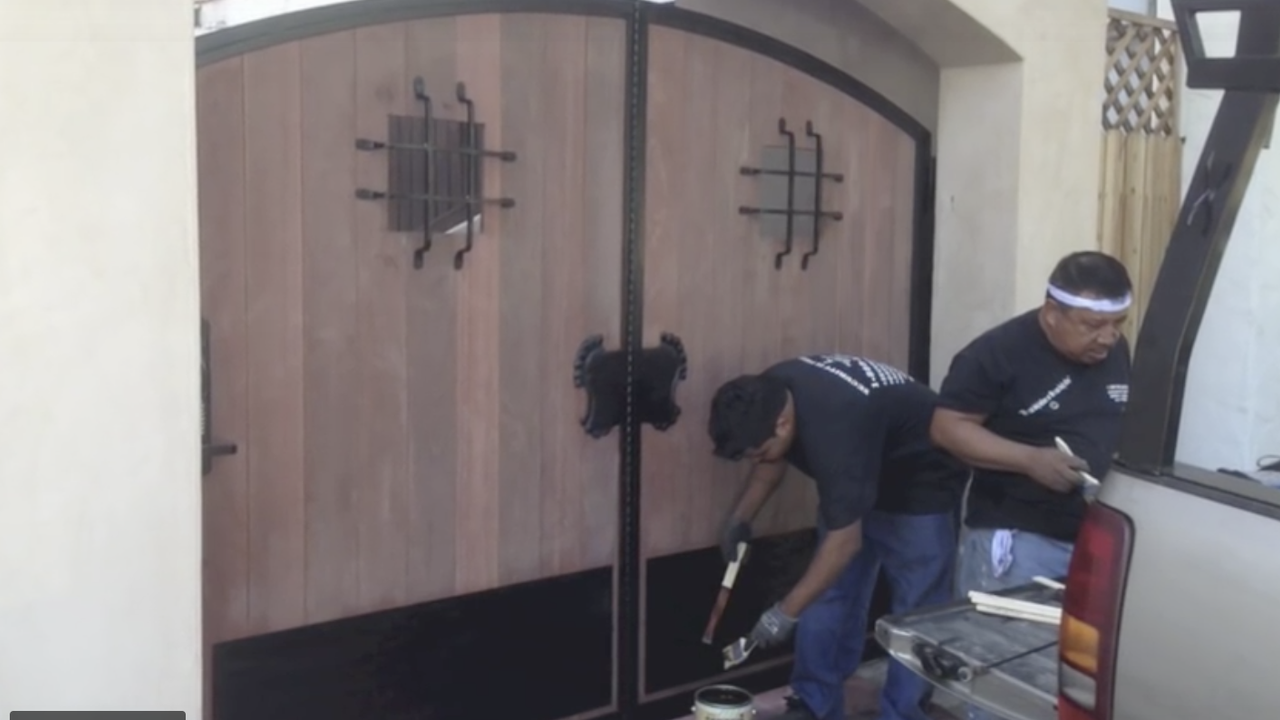 Perfectionist Russian Gets Mulholland Gate
