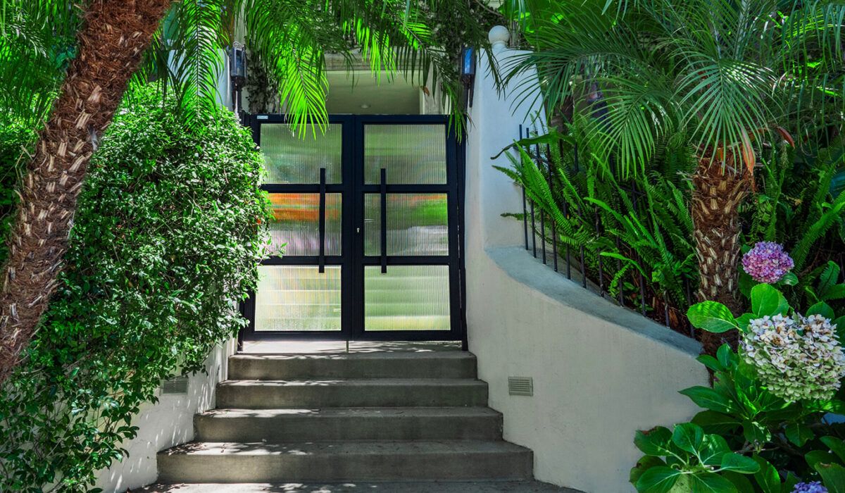 2 Types of Gate and Fence Designs You Should Use for Your Home in CA