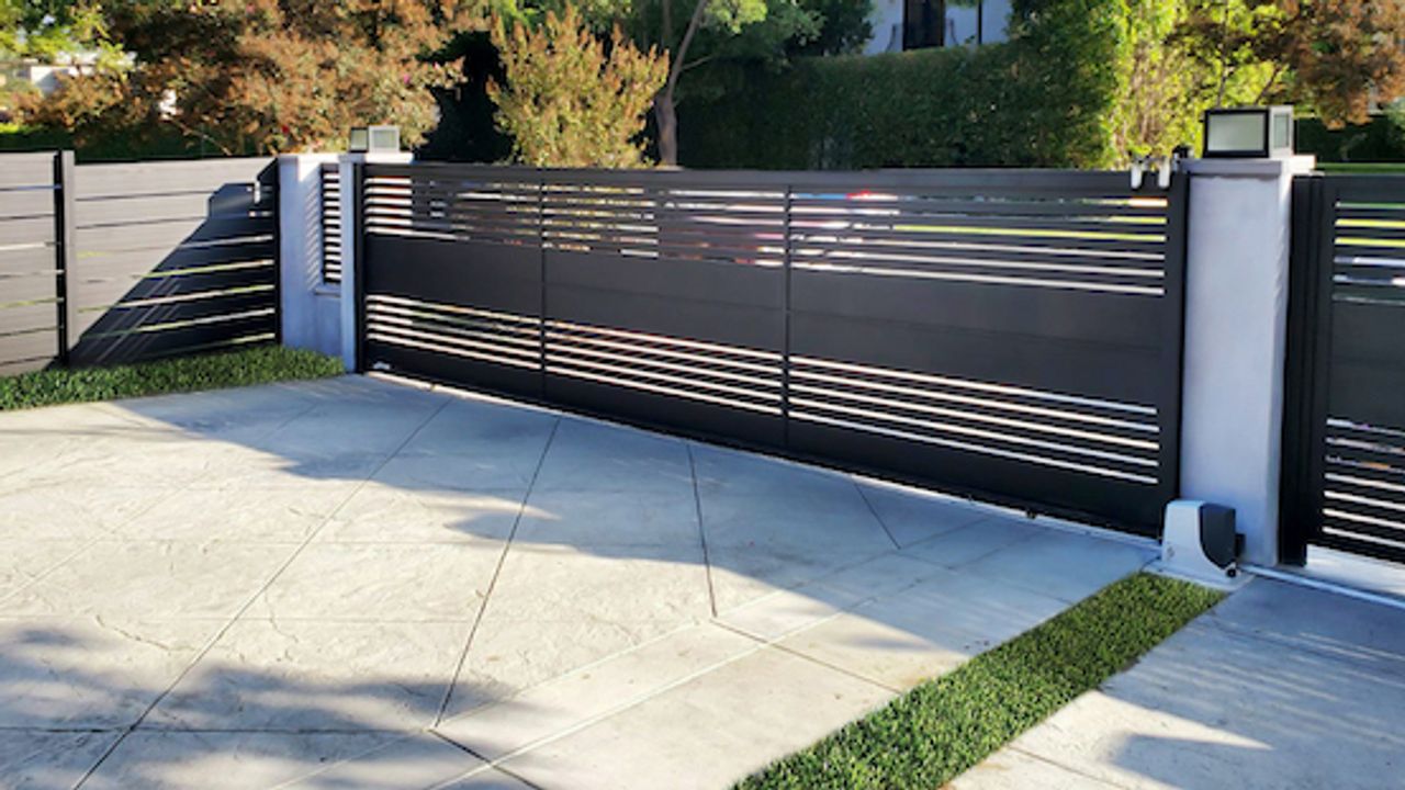 Studio City Fence and Gate - Gate of the Month