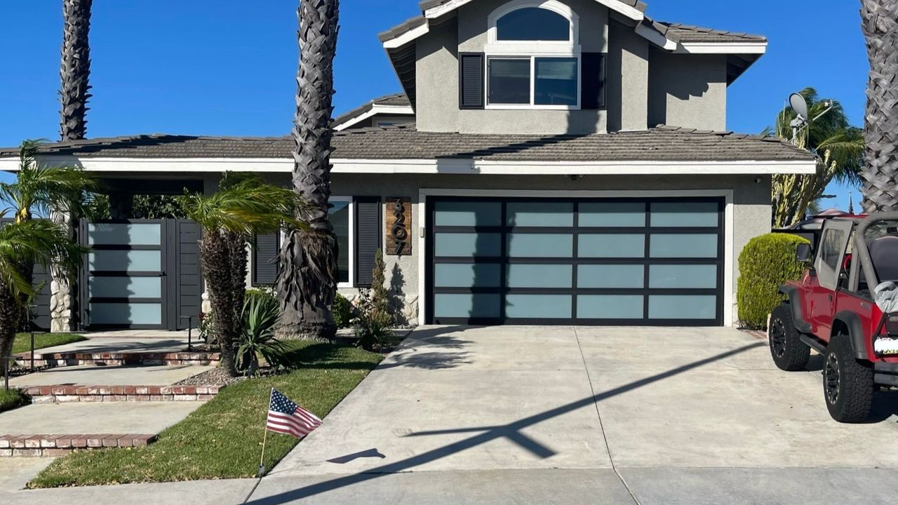 Modern Glass Garage Doors