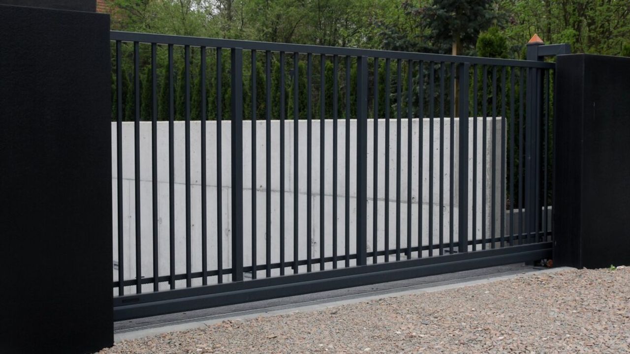 Discover the Beauty and Functionality of Metal Driveway Gates
