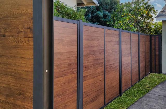 Wood-Look Aluminum Fence Replacement in San Diego County