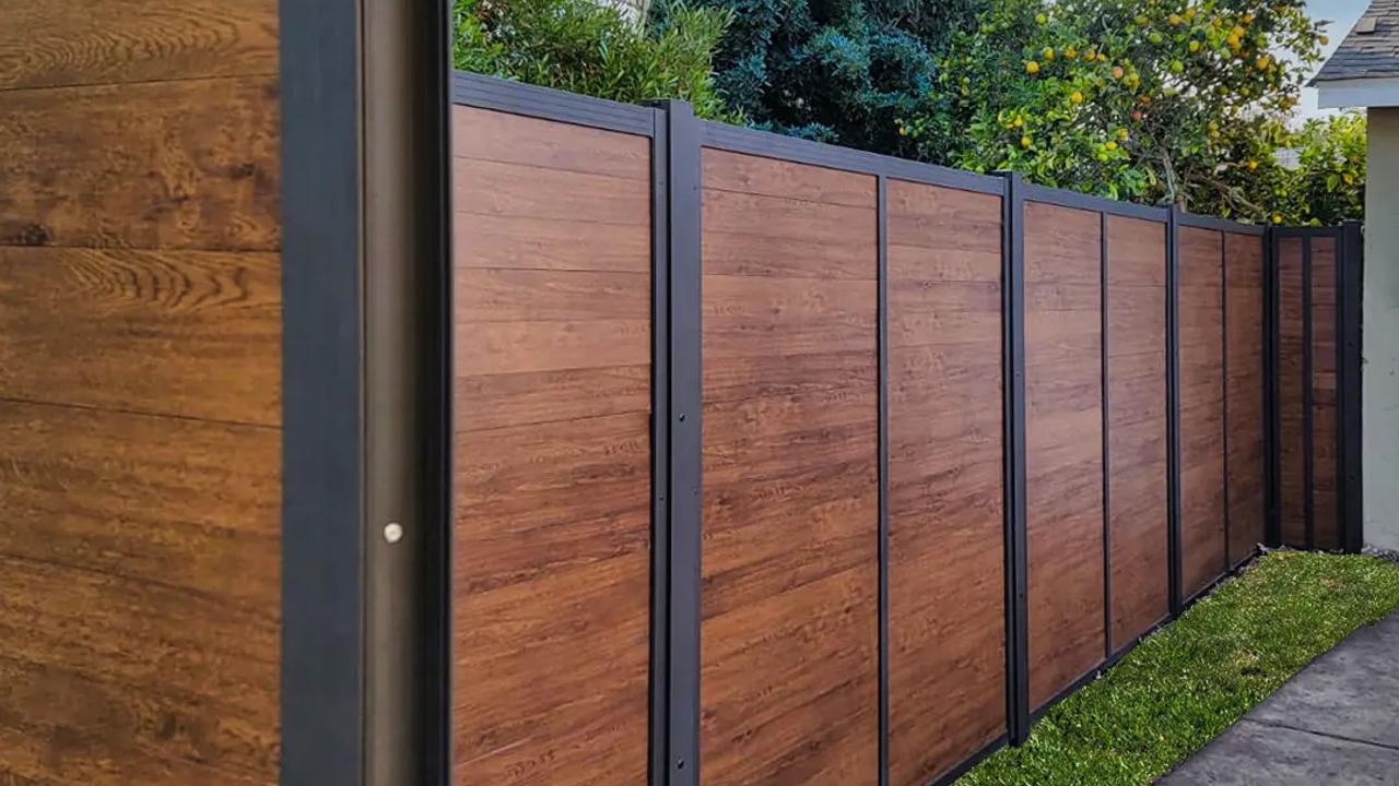 Wood-Look Aluminum Fence Replacement in San Diego County