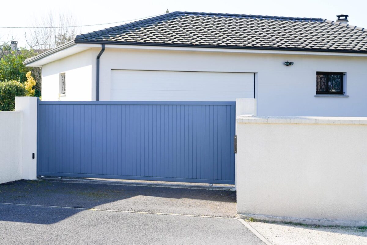 Have Beauty and Security All in One With Gates and Fences Designed for Both