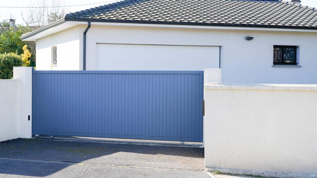 Have Beauty and Security All in One With Gates and Fences Designed for Both