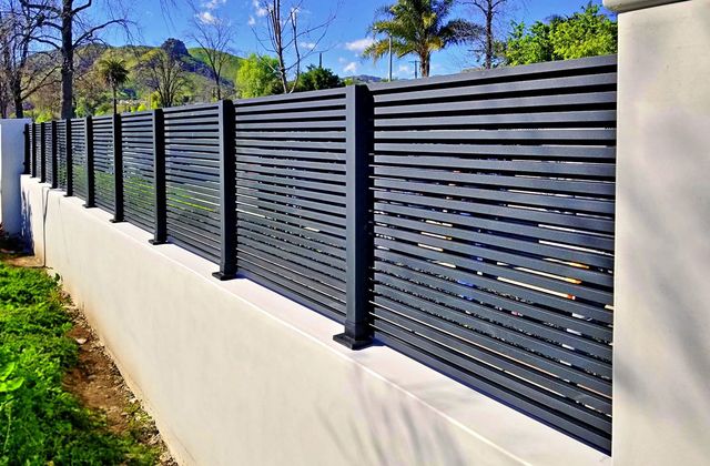 Aluminum Fencing in Los Angeles