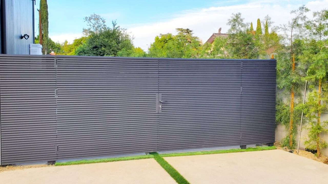 What to Do When Only Stunning Modern Gates Will Do for Your Home
