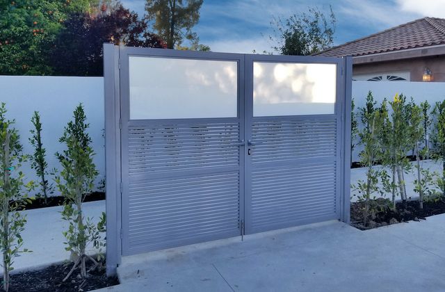 Aluminum Fences and Gates - 8 Big Benefits