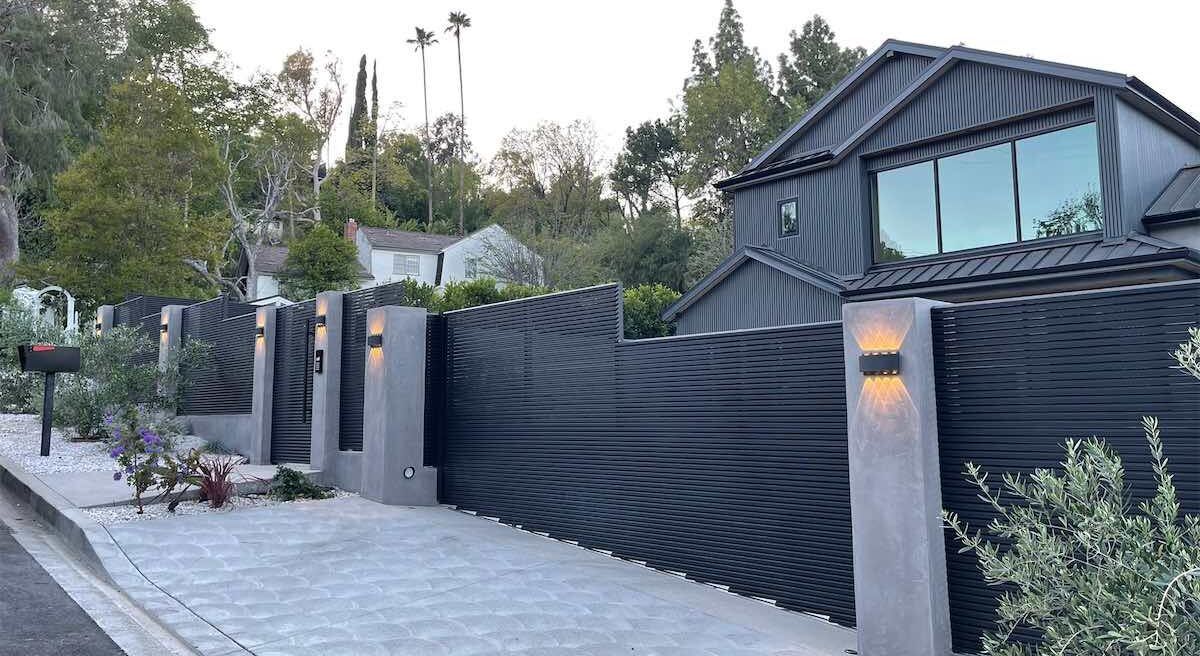 Motorized Aluminum Gate Cost in Los Angeles