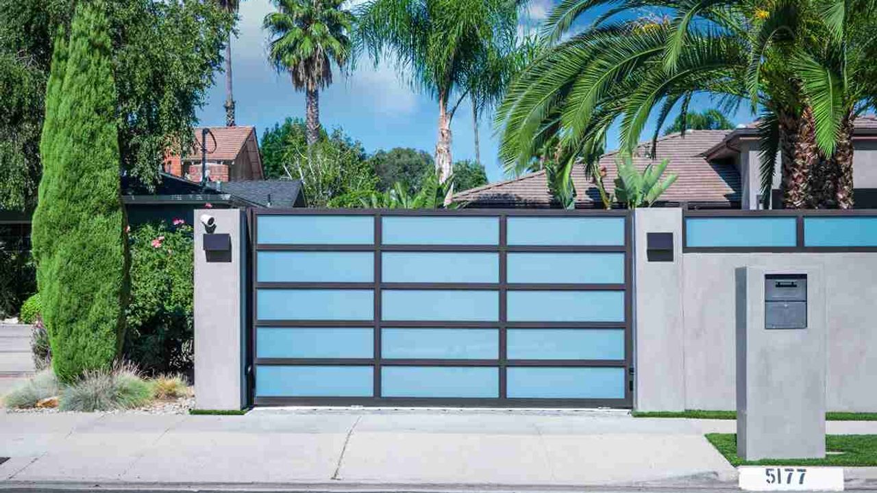 Making a Statement: Choosing the Right Gate for Your San Diego Home