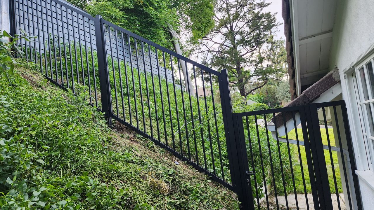 Upgrade Your Spaces with Fine Aluminum Handrail Systems