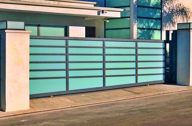 Encino Aluminum Gates and Fencing