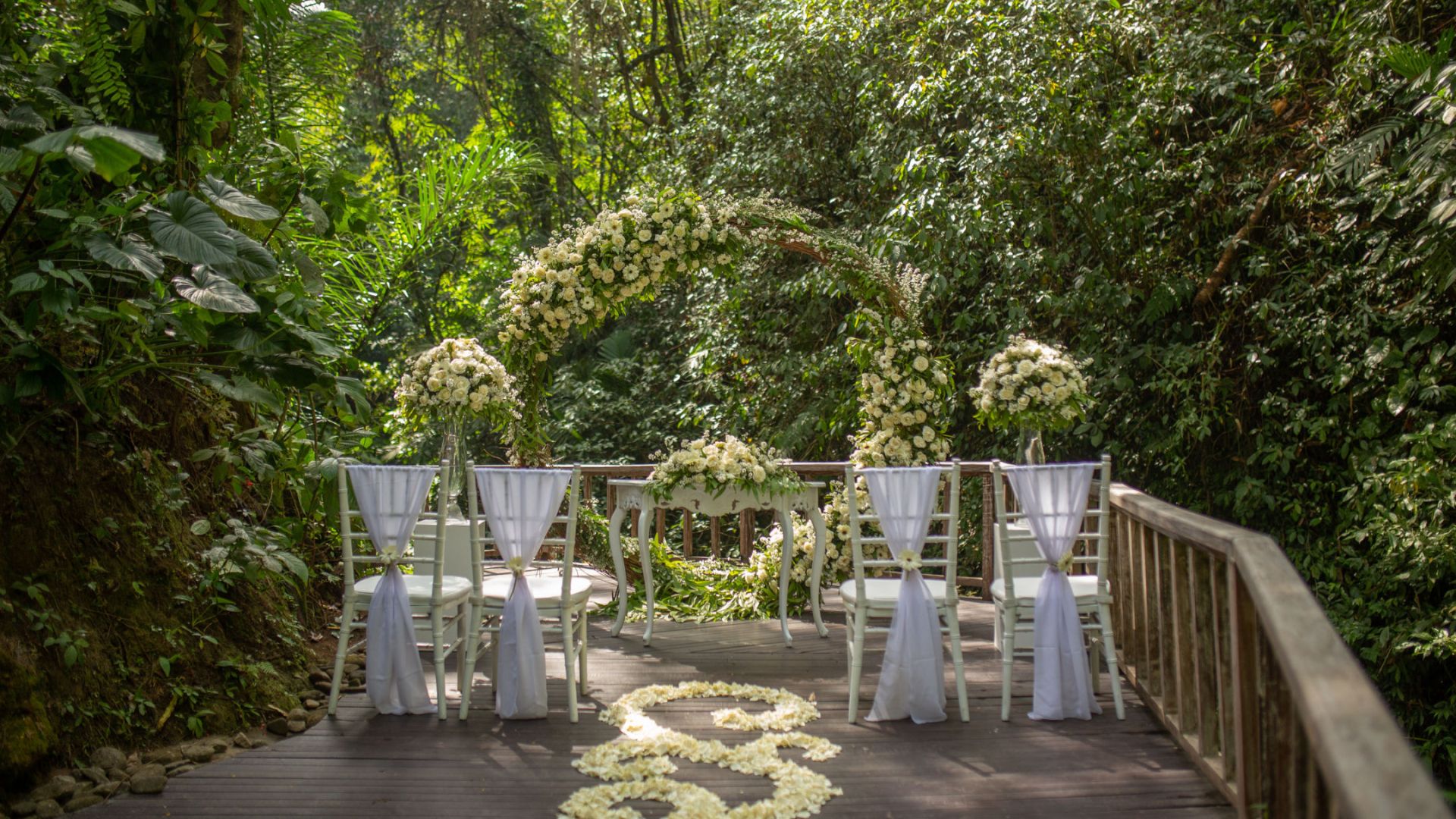 Mengapa Memilih jungle wedding di Bali?