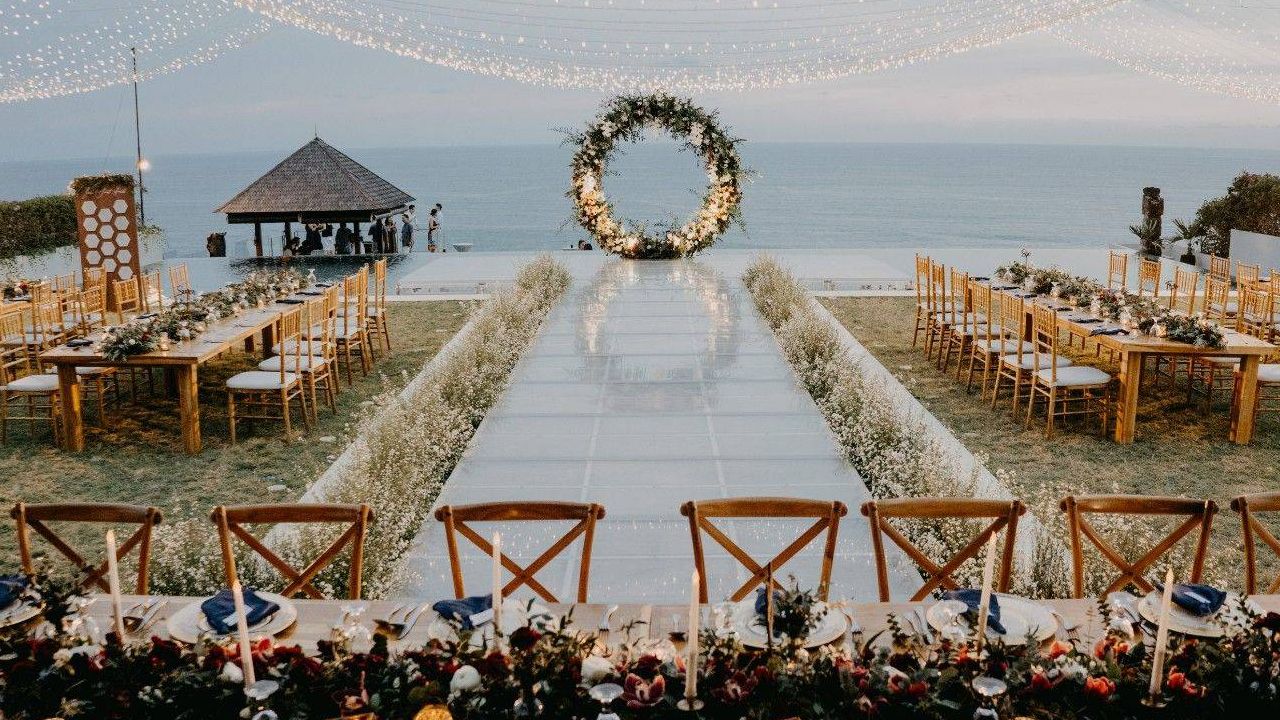 Pilih Venue dengan Paket Lengkap
