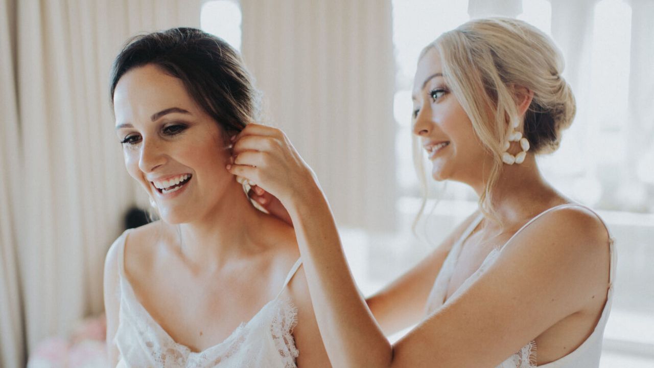 Apa Itu MUA Wedding di Bali? Image Source: Glo Bali
