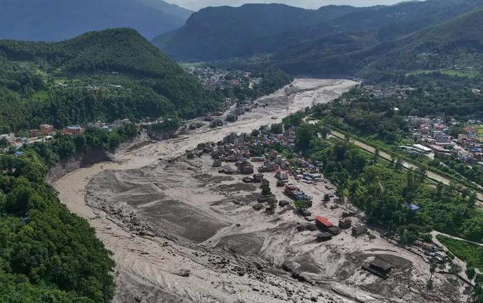 Flooding Nepal