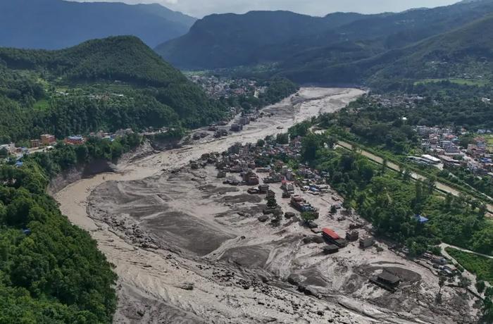 Flooding Nepal