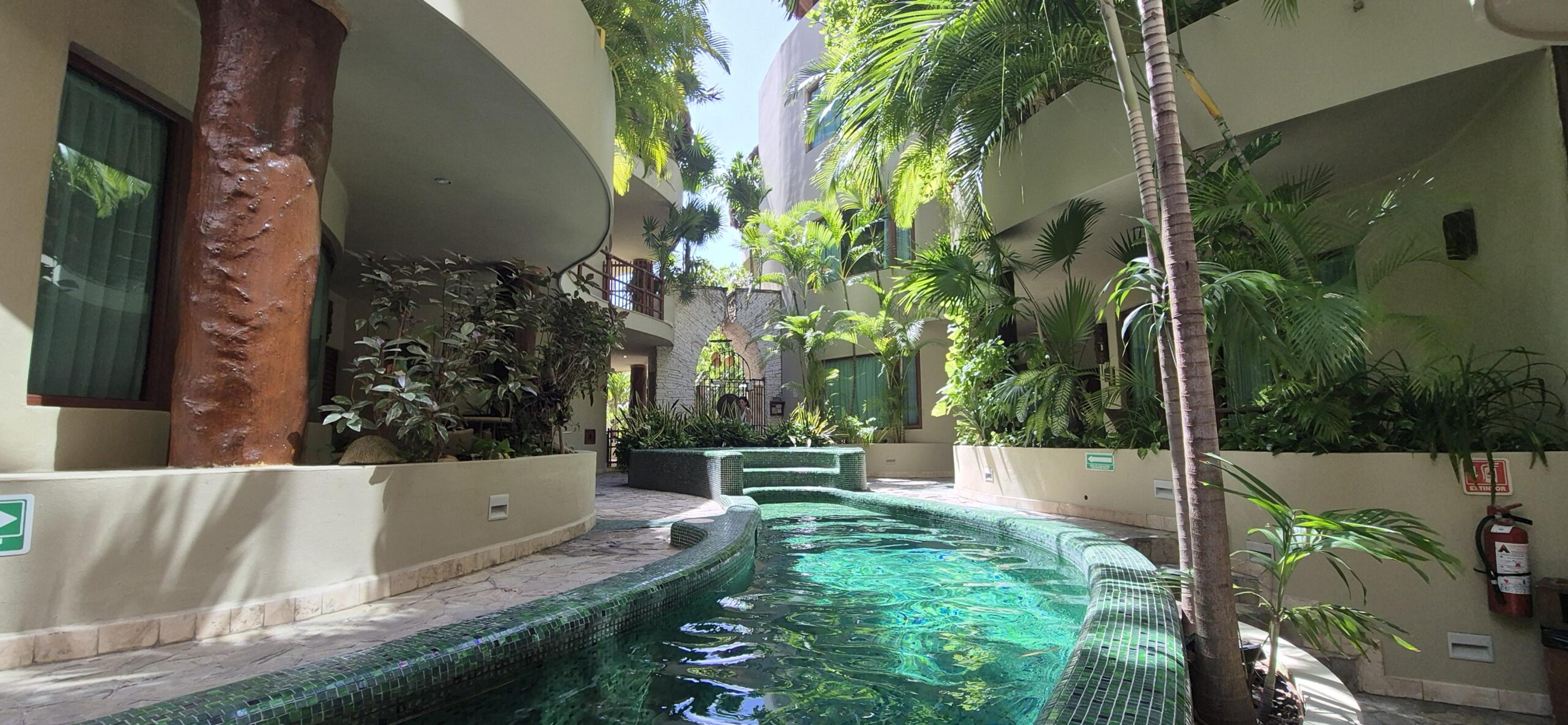 Maya Villa | Luxurious 3-Bedroom Condo Near the Caribbean — photo 25