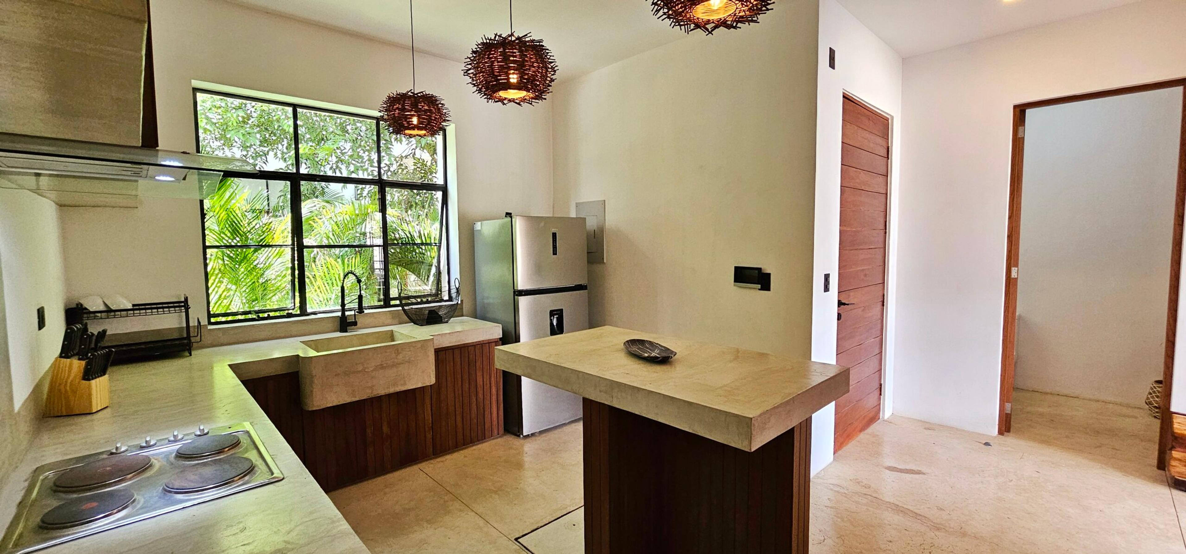 Cienfuegos | Modern Two-Level Townhouse — photo 7