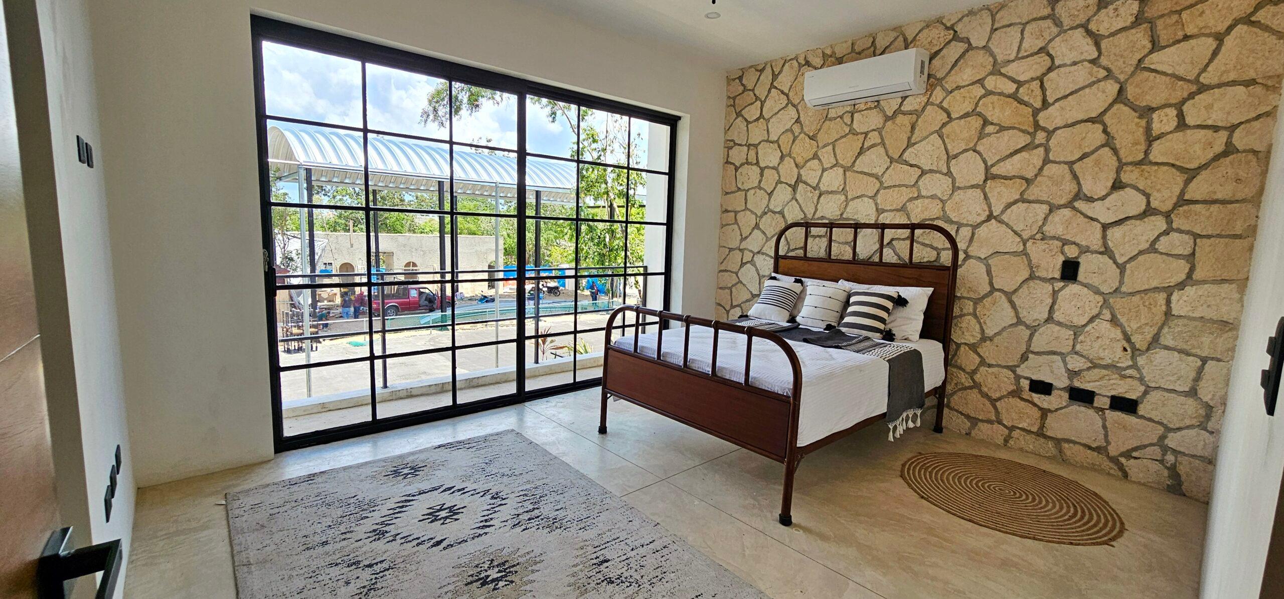 Cienfuegos | Modern Two-Level Townhouse — photo 18