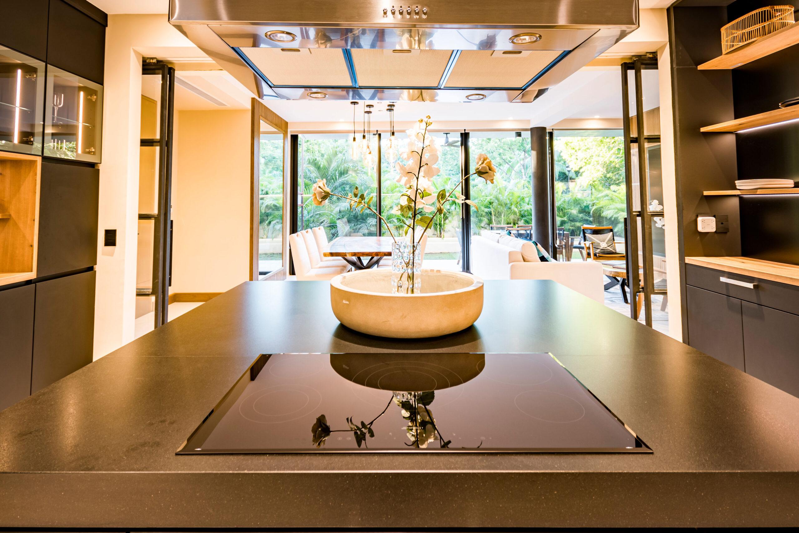 Luxurious 4-Bedroom Residence in Exclusive Playacar Phase I — photo 3