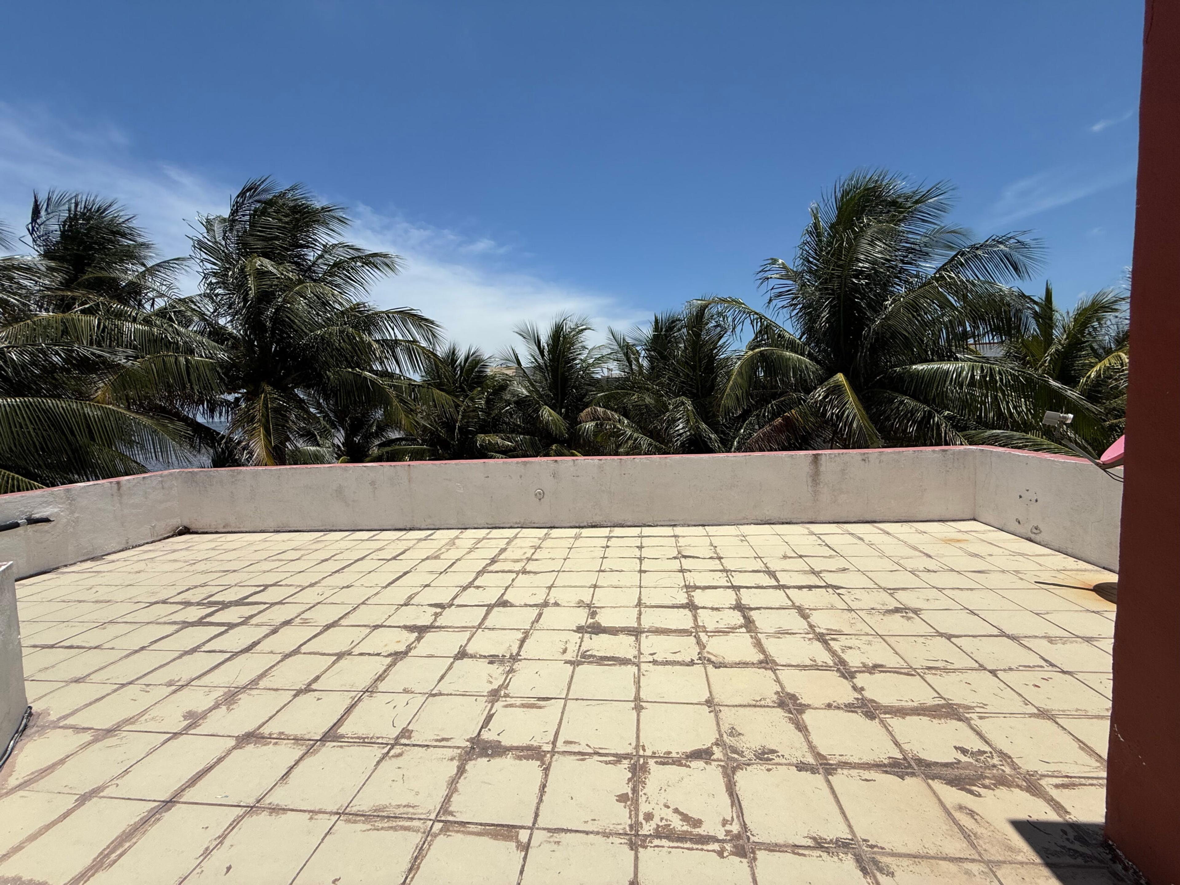 Charming Beachfront Home with Guest Casita — photo 21