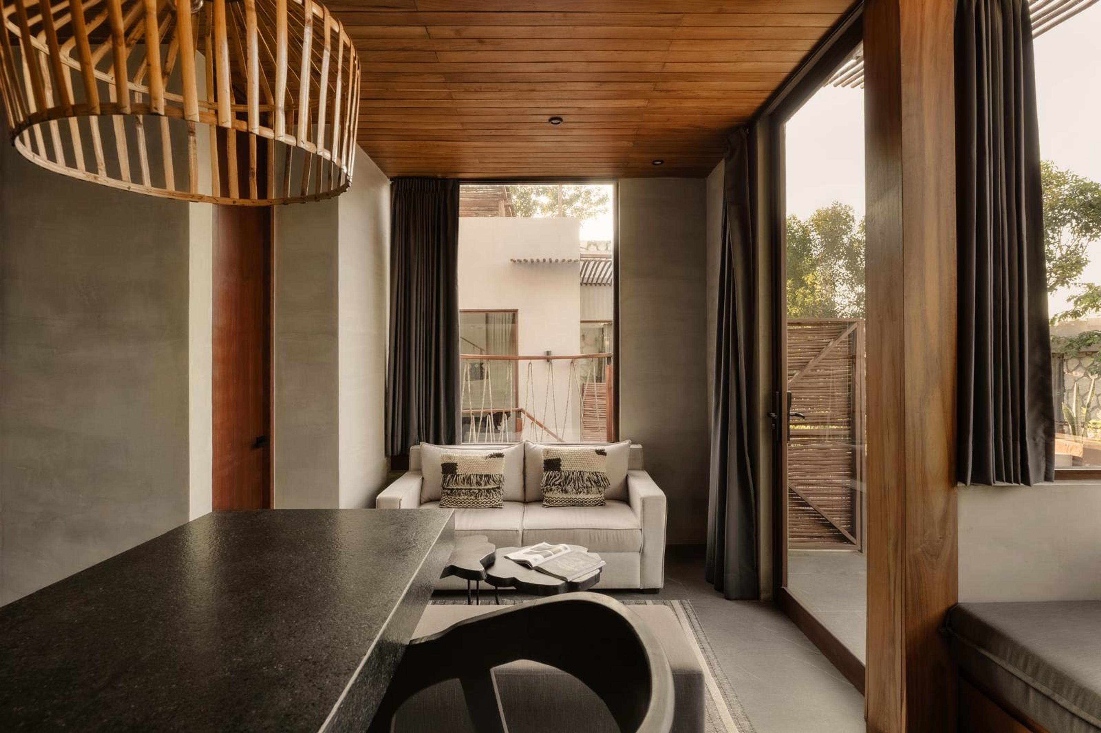 Siwa | Turnkey 1-Bedroom Condo with Plunge Pool & Rooftop — photo 8